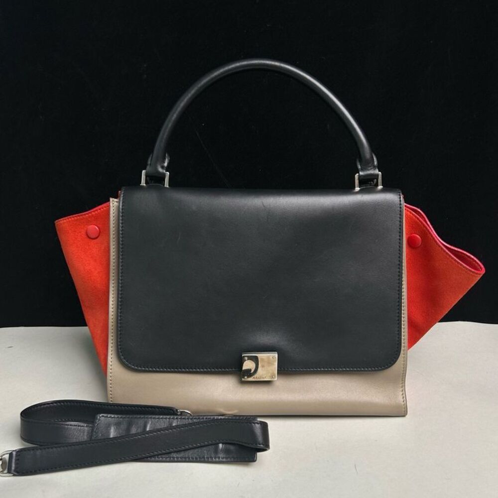 Celine Women Pre-Loved Bag Very Good Condition